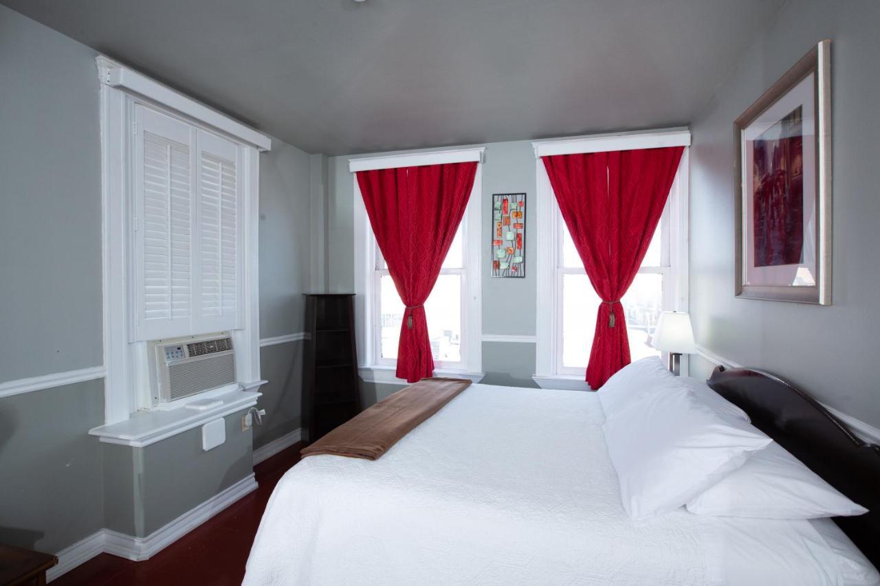 The Rialto Hotel 3*
